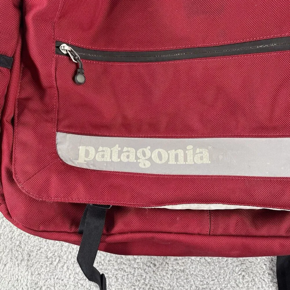 Patagonia Critical Mass Messenger Bag Travel Crossbody Laptop Briefcase Large